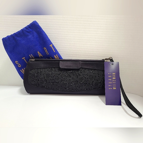 Stuart Weitzman Vintage Black Chantilly Lace Wristlet Clutch NWT Retail $450 - Picture 1 of 16